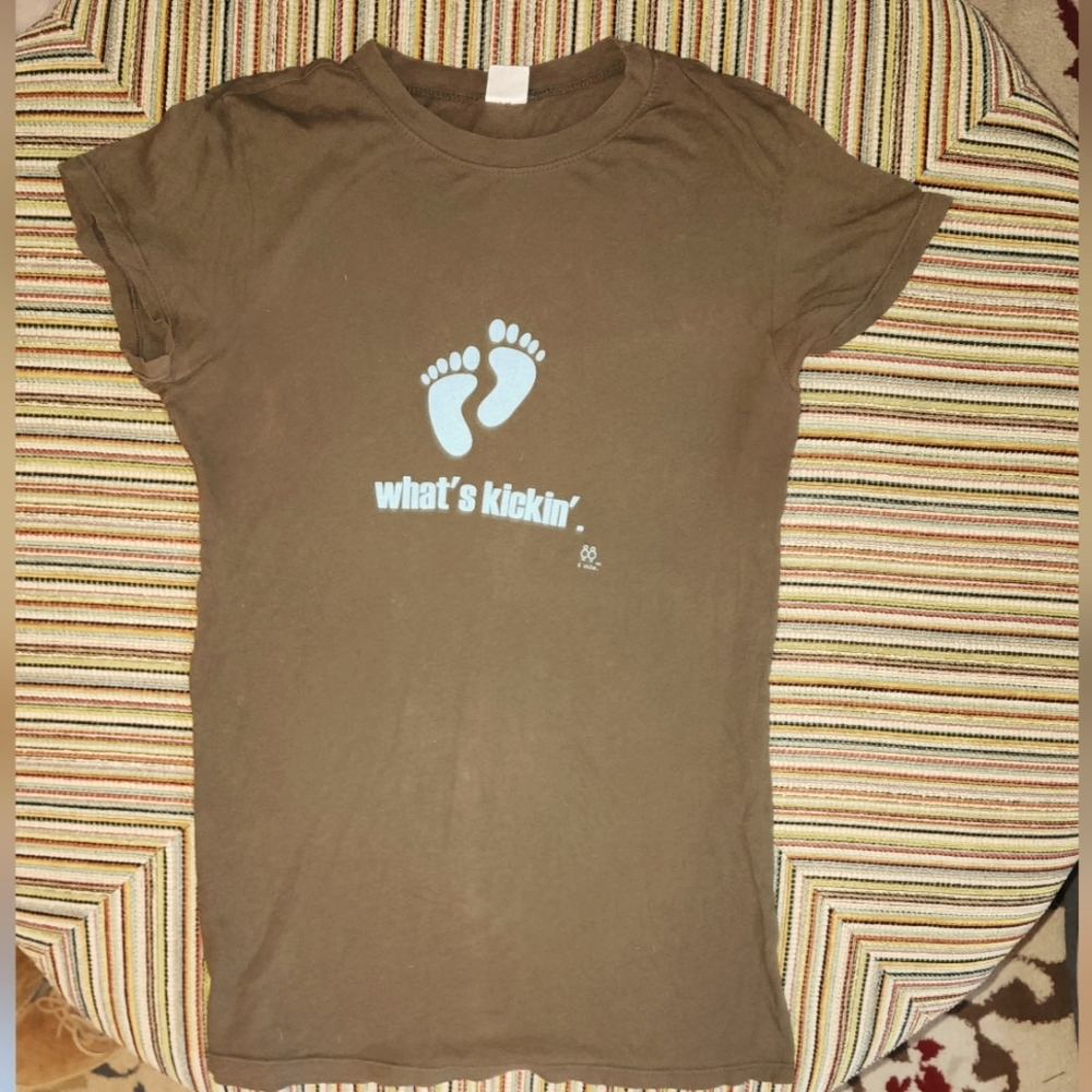 2 Chix Maternity What's Kickin' Thin T-Shirt One Size Fits All